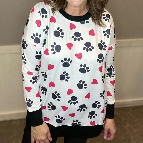 NEW LuLaRoe Hannah Paw Print Black Pink Hearts Pullover Long Sleeve Shirt NWT - Picture 5 of 5